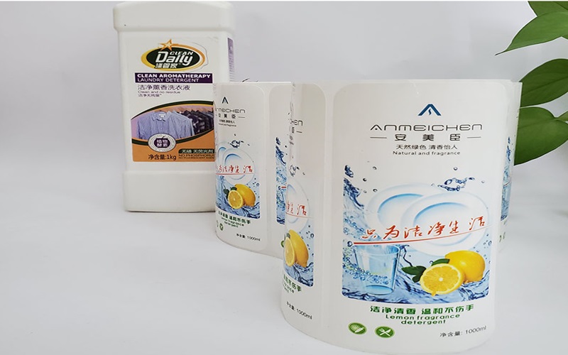 Máquina de impresión flexográfica de etiquetas adhesivas con sistema de inspección por cámara Máquina de impresión flexográfica de etiquetas adhesivas con sistema de inspección por cámara